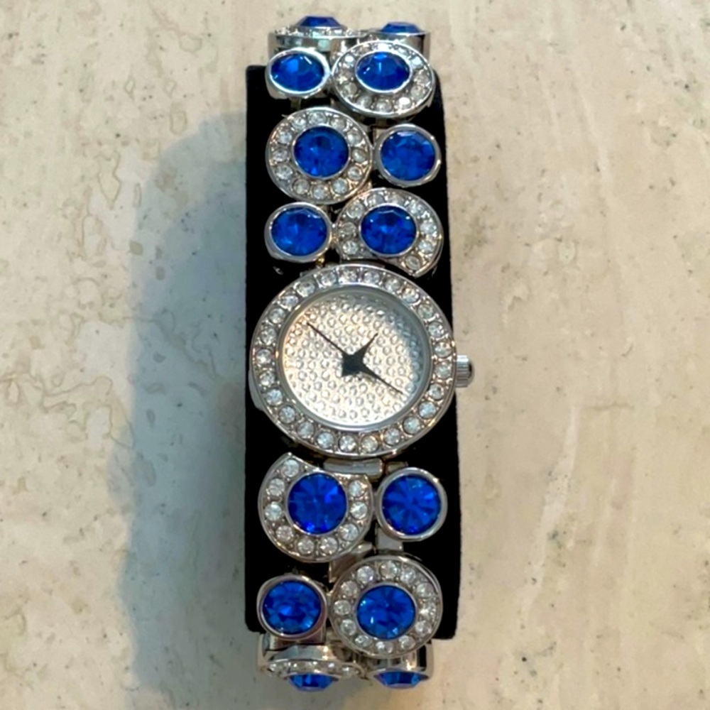 Swarovski Crystal Watch Suzanne Somers Simulated Diamonds & Sapphires Vintage